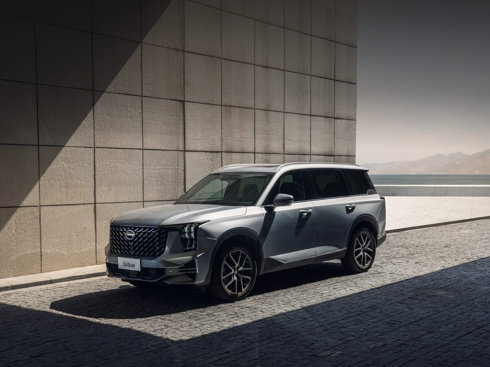 2025 GAC Trumpchi GS8 midsize suv — front three-quarter